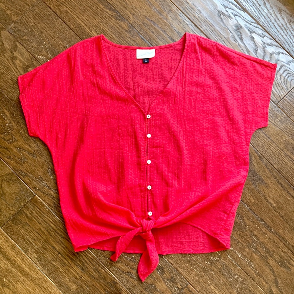 Universal Thread NWOT women’s tie-front top, med